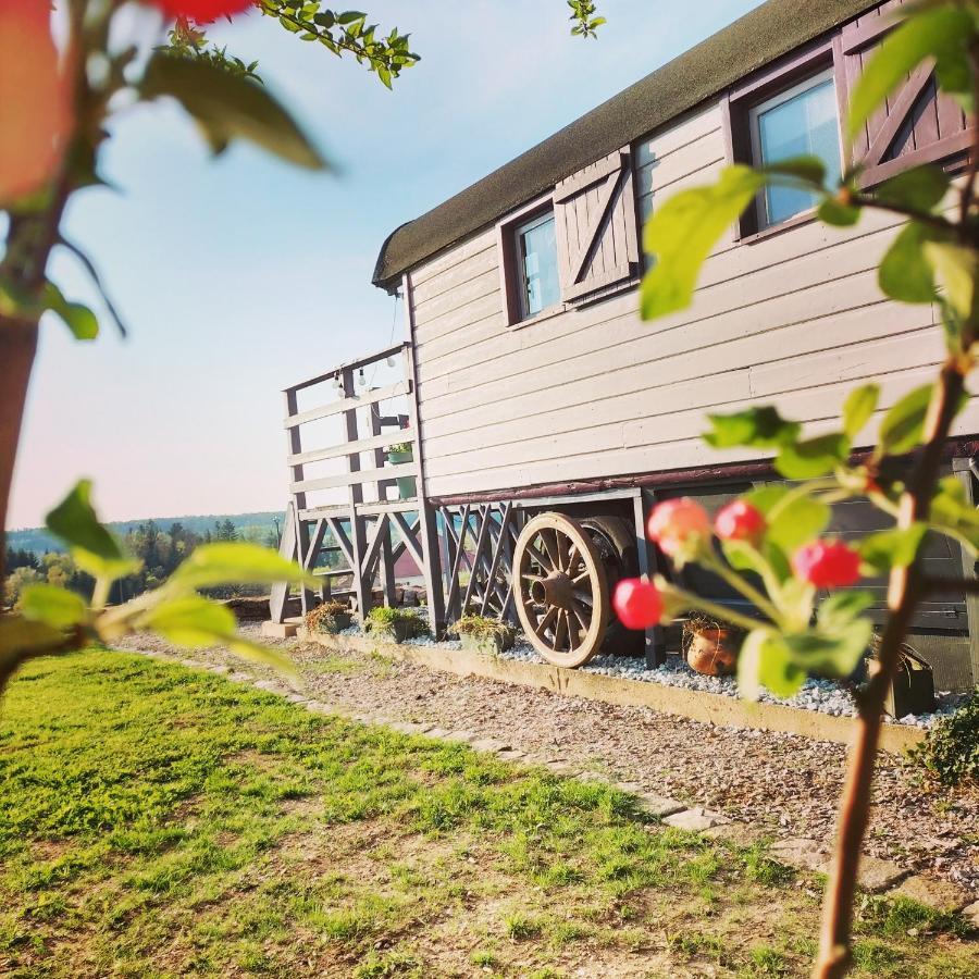 La Roulotte Belle Fleur Hotell Saint-Nabord Exteriör bild