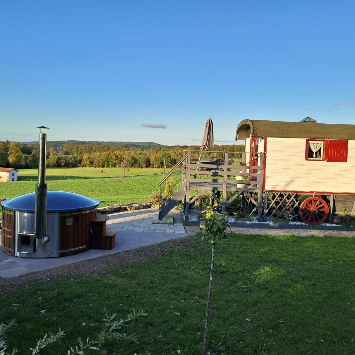 La Roulotte Belle Fleur Hotell Saint-Nabord Exteriör bild